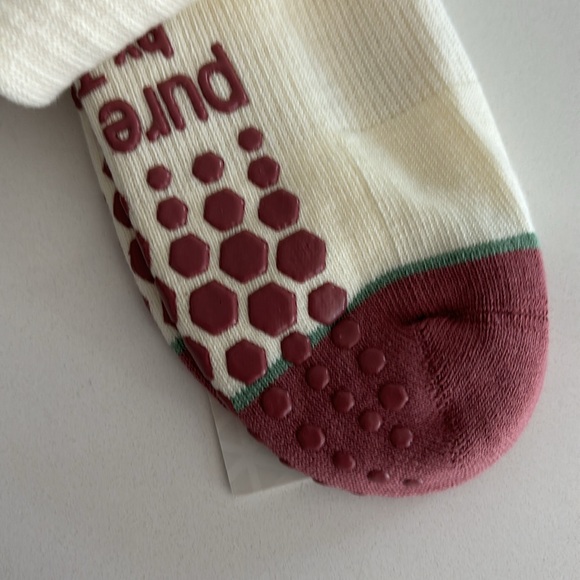 Long Kai pure barre good. Warm cozy and cute. What else can you ask for? - Picture 3 of 6